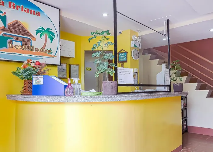 Hotel Reddoorz @ La Briana Bantayan Cebu 2*