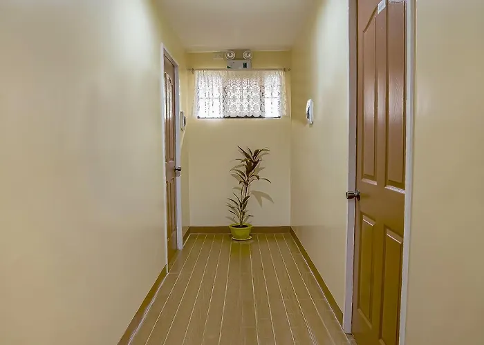 Hotel Reddoorz @ La Briana Bantayan Cebu Santa Fe (Cebu)