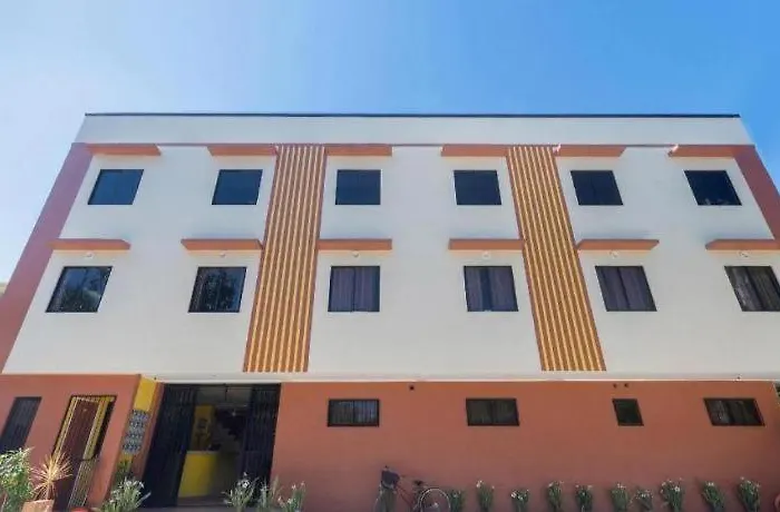 Hotel Reddoorz @ La Briana Bantayan Cebu