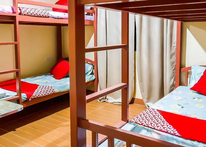 Reddoorz @ La Briana Bantayan Cebu 2*