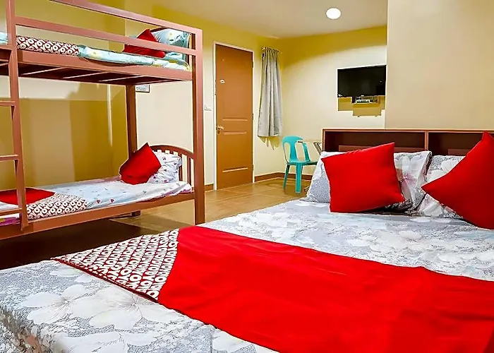 Hotel Reddoorz @ La Briana Bantayan Cebu